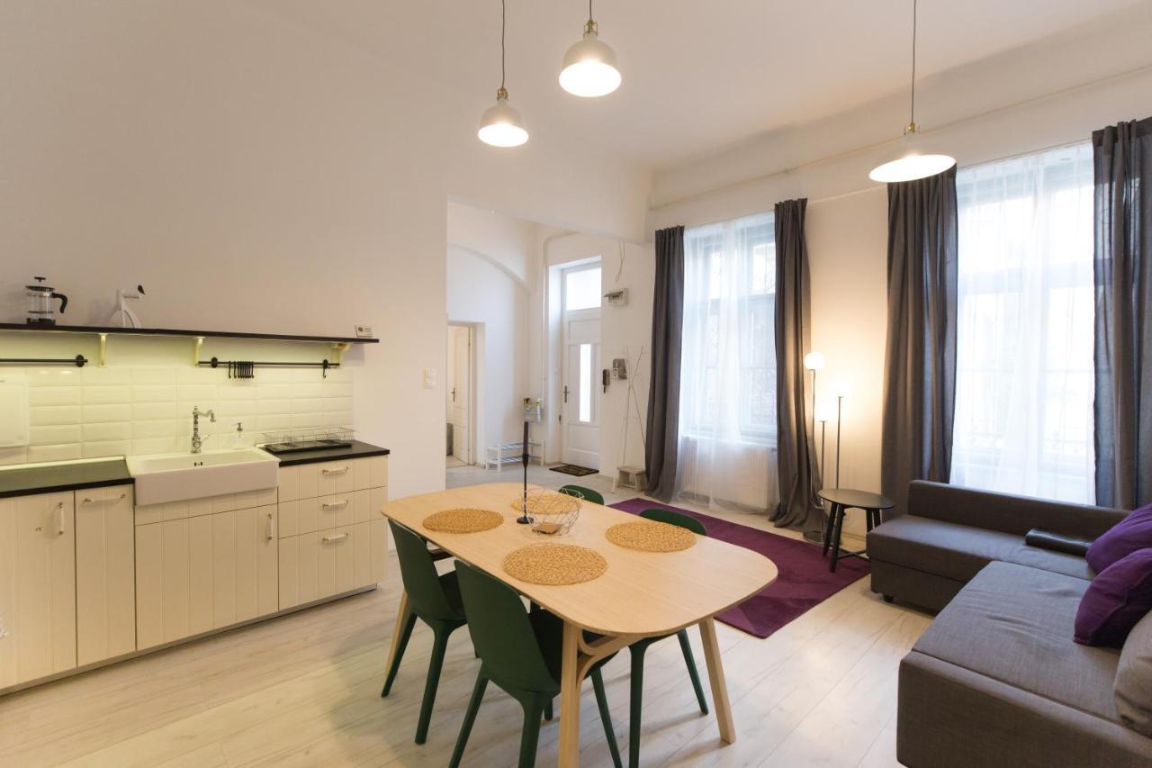 Palace District Apartment Budapest Ngoại thất bức ảnh